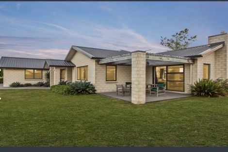 Photo of property in 17 Mahoe Glade, Patumahoe, Pukekohe, 2679