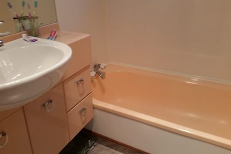 Photo of property in 47 Walton Park Avenue, Fairfield, Dunedin, 9018