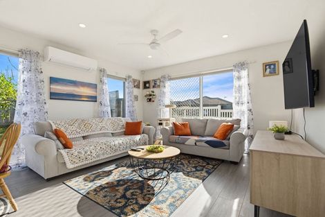 Photo of property in 9 Rainsford Road, Pukekohe, 2120