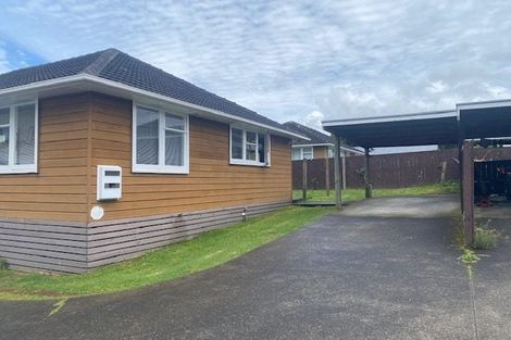 Photo of property in 3164 Great North Road, New Lynn, Auckland, 0600