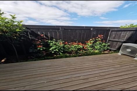 Photo of property in 41 Parkwood Avenue, Westgate, Auckland, 0614