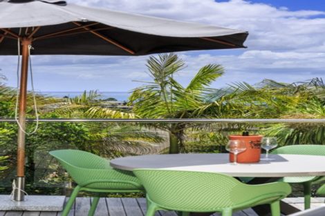 Photo of property in 3/8 Braemar Road, Castor Bay, Auckland, 0620