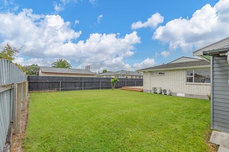 Photo of property in 34 Lockhart Avenue, Milson, Palmerston North, 4414