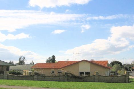 Photo of property in 1 Burnt Oak Drive, Pyes Pa, Tauranga, 3112