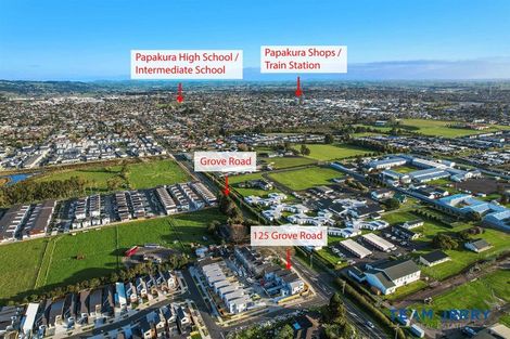 Photo of property in 125 Grove Road, Papakura, 2110