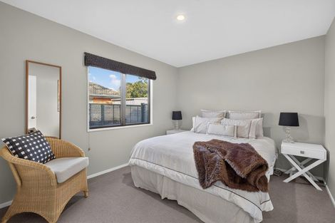 Photo of property in 6 Acorn Close, Waltham, Christchurch, 8023