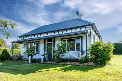 Photo of property in 70 Parsonage Road, Waimate, 7978