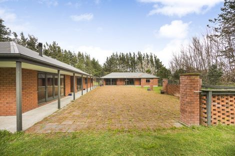 Photo of property in 1351 Rongotea Road, Kairanga, Palmerston North, 4475