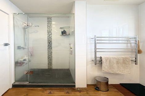 Photo of property in 84 Salisbury Road, Birkdale, Auckland, 0626
