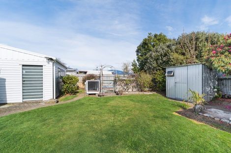 Photo of property in 14 Vernon Avenue, Takaro, Palmerston North, 4412