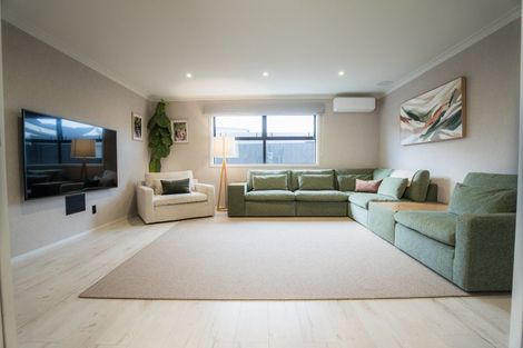 Photo of property in 33 Meadowfield Street, Flagstaff, Hamilton, 3210