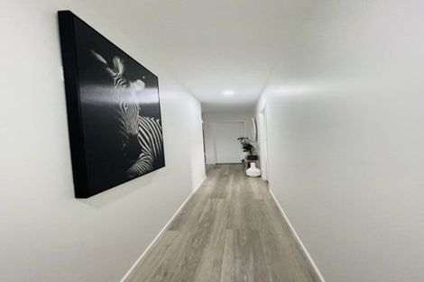 Photo of property in 5 Freshney Place, Hillpark, Auckland, 2102