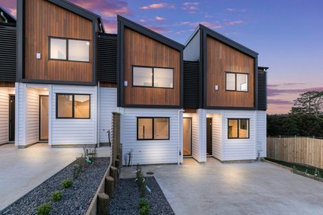Photo of property in 11b Rockpool Road, Orewa, 0931