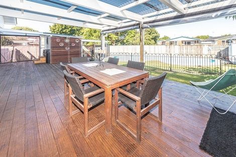 Photo of property in 9 Great North Road, Saint Johns Hill, Whanganui, 4501