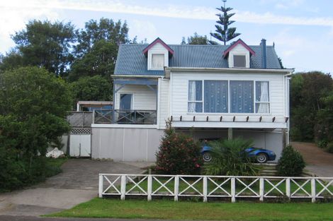 Photo of property in 86 Captain Scott Road, Glen Eden, Auckland, 0602