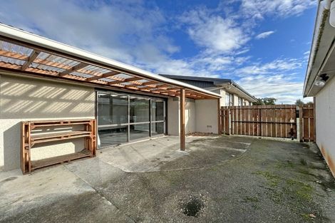 Photo of property in 137 Seaward Road, Edendale, 9825