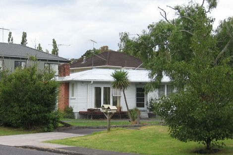 Photo of property in 1/15 Seine Road, Forrest Hill, Auckland, 0620