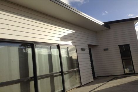 Photo of property in 57 Kirikiri Drive, Papakura, 2110