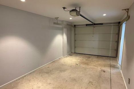 Photo of property in 23 Meritage Lane, Te Atatu South, Auckland, 0610