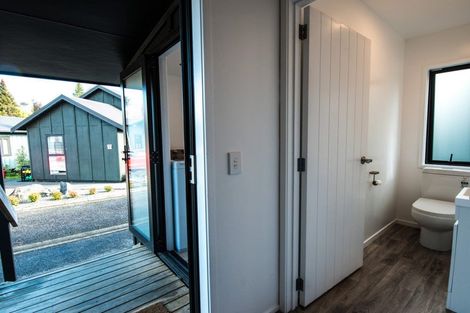 Photo of property in 2 Park Avenue Mews, Ohakune, 4625