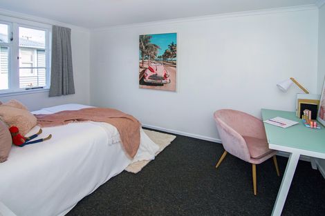 Photo of property in 226 High Street North, Carterton, 5713