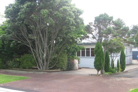 Photo of property in 20 Nolan Road, Greenlane, Auckland, 1051