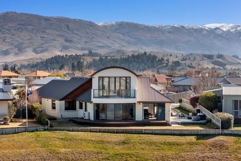 Photo of property in 26 Matthews Crescent, Cromwell, 9310