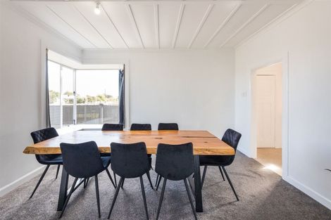 Photo of property in 42 King Street, Marton, 4710