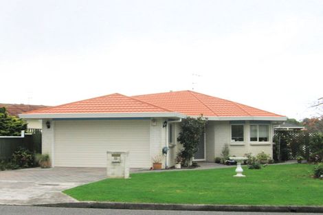 Photo of property in 52a Parata Street, Waikanae, 5036