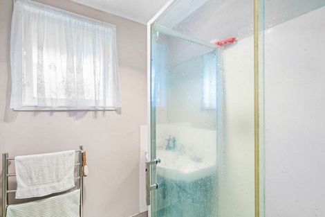 Photo of property in 35 Steven Street, Mangere East, Auckland, 2024