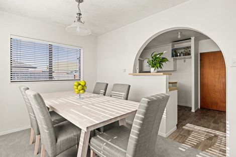 Photo of property in 16 Palmer Place, Parkvale, Hastings, 4122