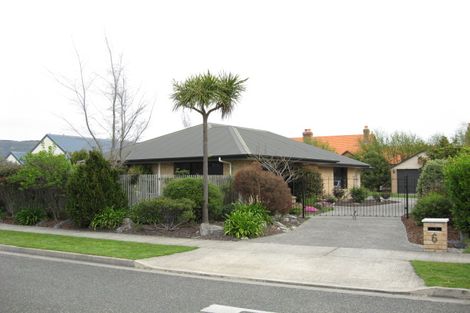 Photo of property in 6 Hoult Crescent, Monaco, Nelson, 7011