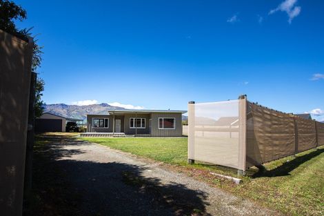 Photo of property in 23 Bell Street, Lake Hawea, Wanaka, 9382