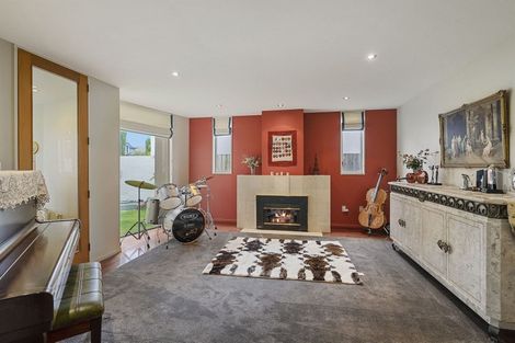 Photo of property in 6 Chateau Drive, Burnside, Christchurch, 8053