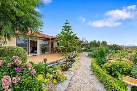 Photo of property in 32 Kereru Place, Pyes Pa, Tauranga, 3112
