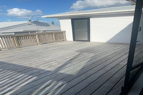 Photo of property in 26 Ranui Avenue, Ranui, Auckland, 0612