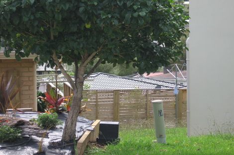 Photo of property in 17 Frenz Drive, Titirangi, Auckland, 0604