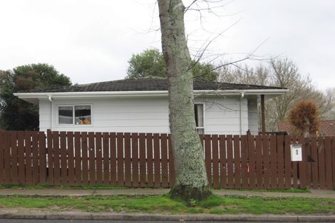 Photo of property in 9a Redcrest Avenue, Red Hill, Papakura, 2110