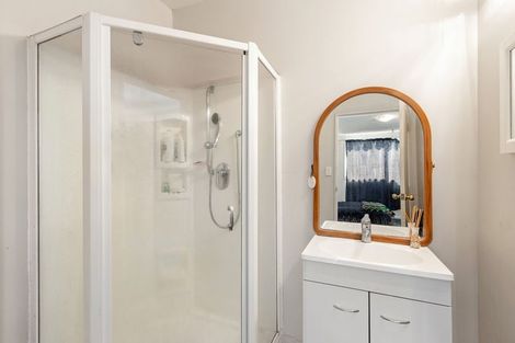 Photo of property in 24 Grassmere Street, Papanui, Christchurch, 8052