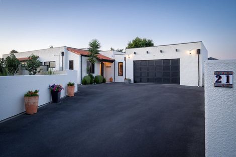 Photo of property in 21 Alba Place, Cambridge, 3434