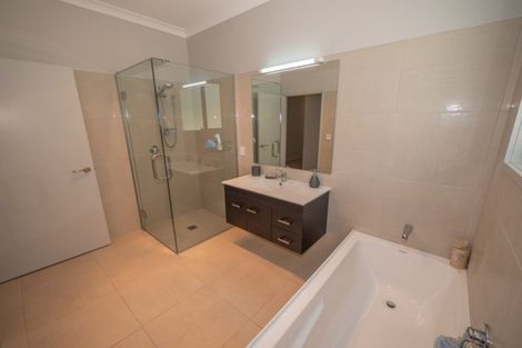Photo of property in 31 Eagles Way, Cable Bay, 0420