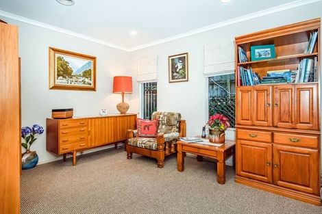 Photo of property in 1/126 Whangaparaoa Road, Red Beach, 0932