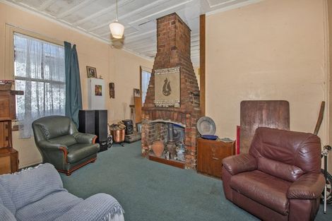 Photo of property in 21 George Street, Hikurangi, 0114