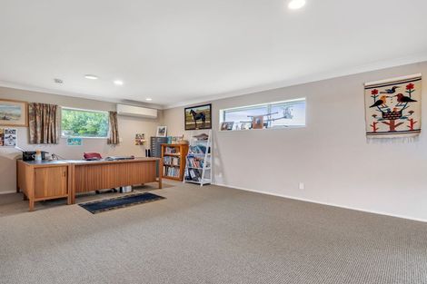 Photo of property in 2 Tautara Place, Ohauiti, Tauranga, 3112