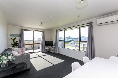 Photo of property in 55 Sunnyvale Street, Bell Block, New Plymouth, 4312