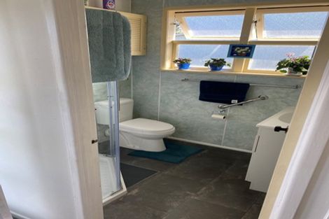 Photo of property in 15 Craig Road, Maraetai, Auckland, 2018