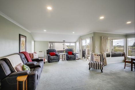 Photo of property in 76a Churchill Drive, Taradale, Napier, 4112