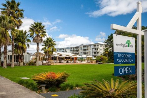 Photo of property in 104 Eaves Bush Parade, Orewa, 0931