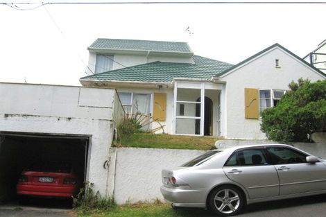 Photo of property in 7 Durham Crescent, Aro Valley, Wellington, 6021