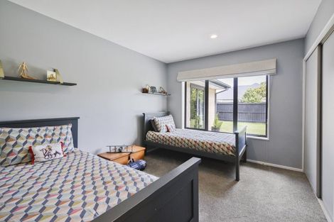 Photo of property in 37 Enverton Drive, Rangiora, 7400